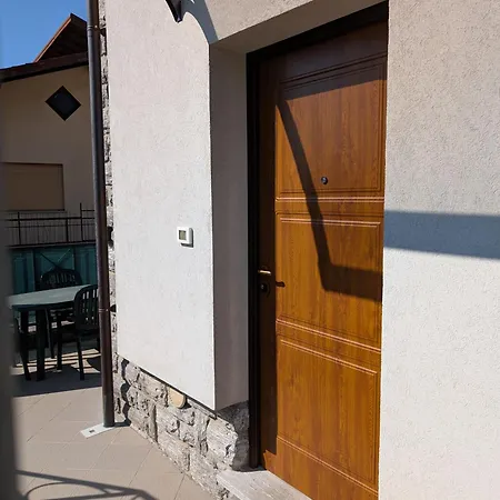 شقة Tra Cielo E Bosco فيربانيا